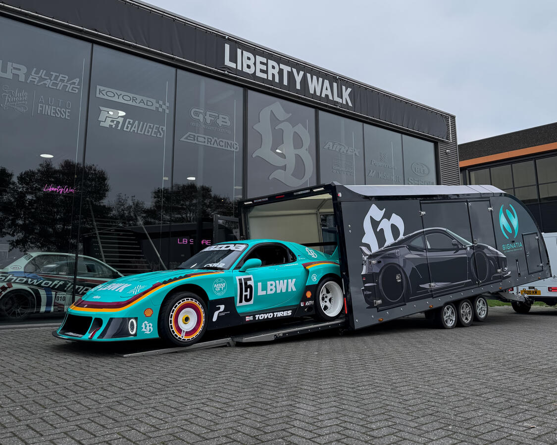 Liberty Walk RX-7 - ShowOff Imports, Holland